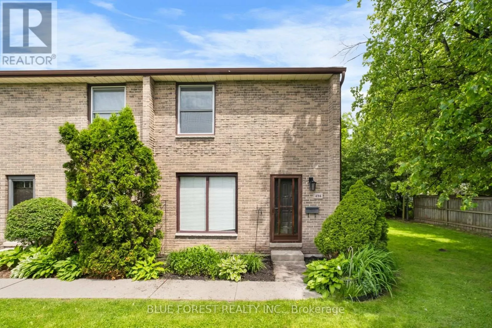 Row / Townhouse for rent: 15 - 696 Wonderland Road S, London South, Ontario N6H 4Y8