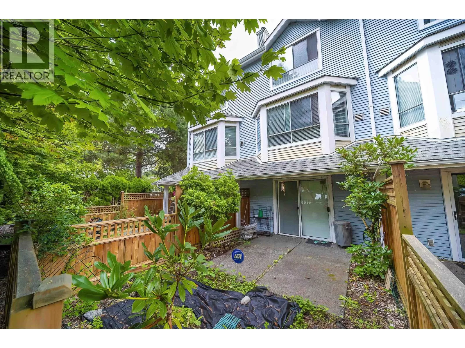 Row / Townhouse for rent: 15 7184 Stride Avenue, Burnaby, British Columbia V3N 1T7