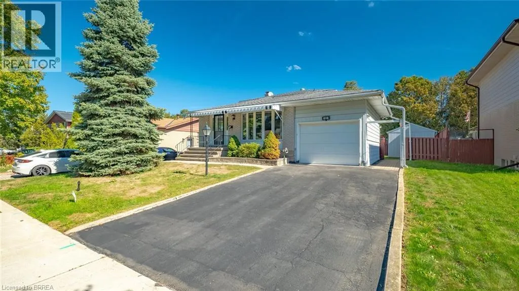 House for rent: 15 Acorn Lane, Brantford, Ontario N3R 3P3