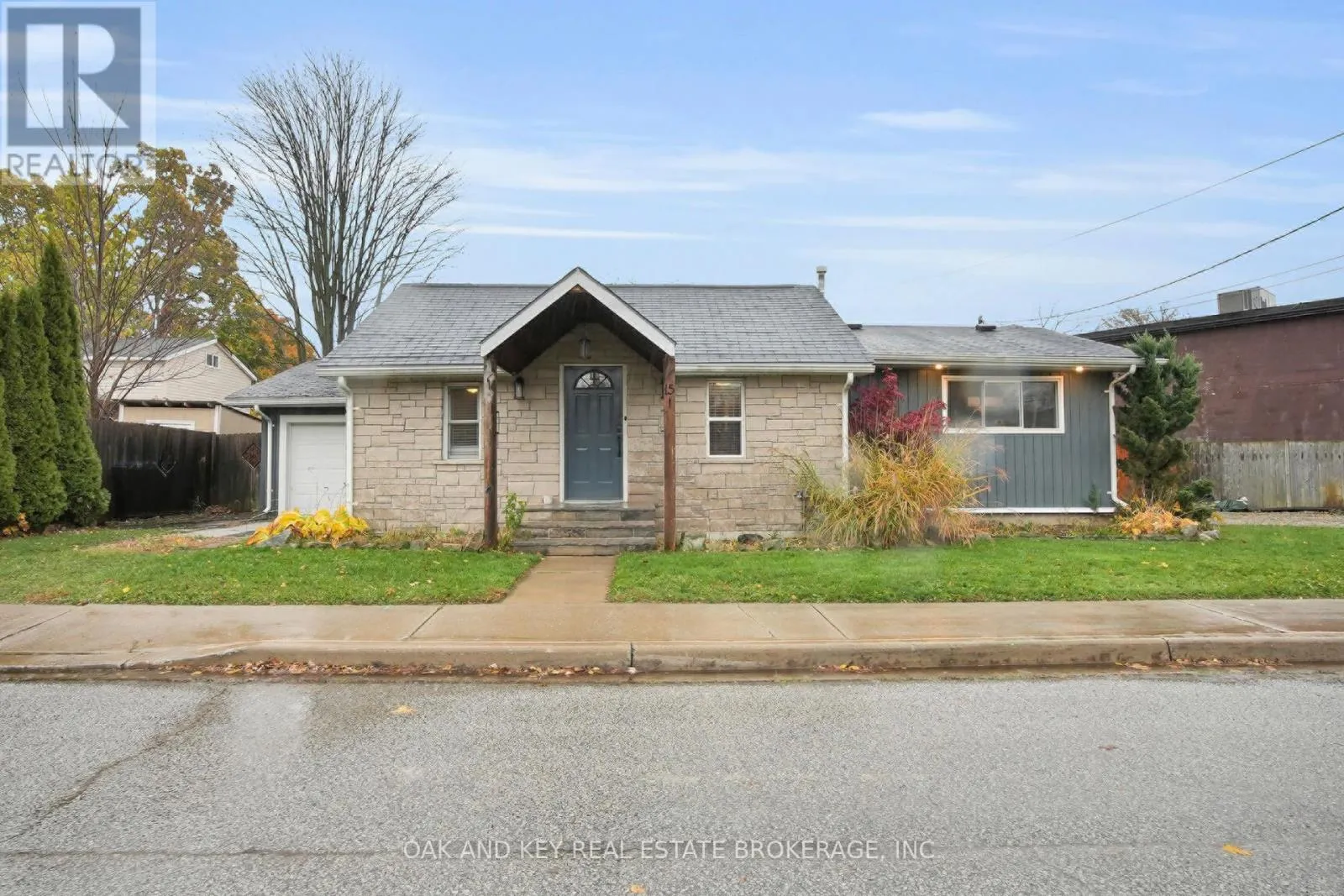 House for rent: 15 Arthur Street, Lambton Shores, Ontario N0N 1J0