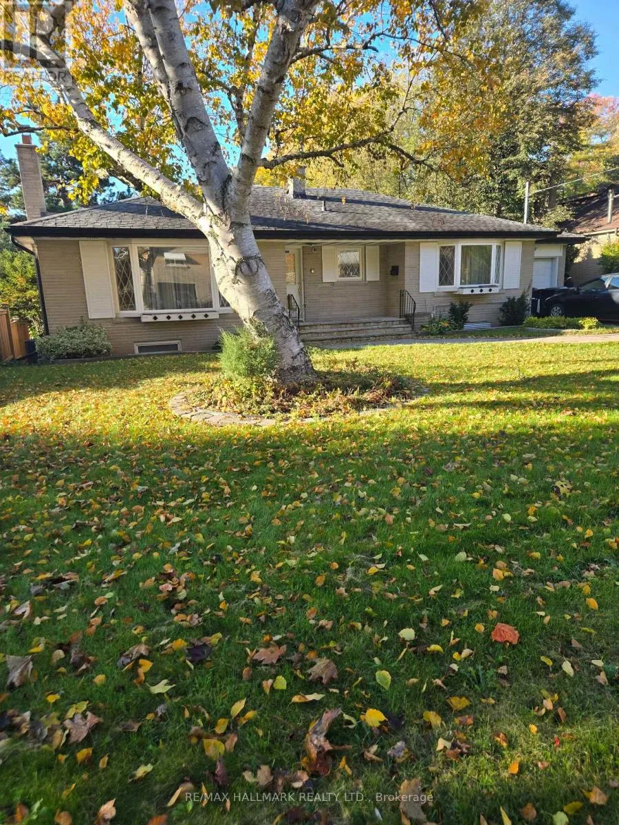 House for rent: 15 Burnview Crescent, Toronto, Ontario M1H 1B4