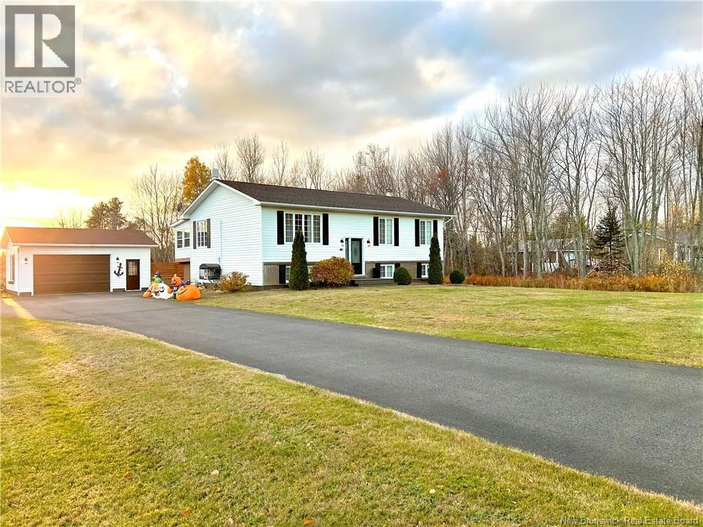 15 Ch. Manuel, Baie-Sainte-Anne, New Brunswick E9A 1G3