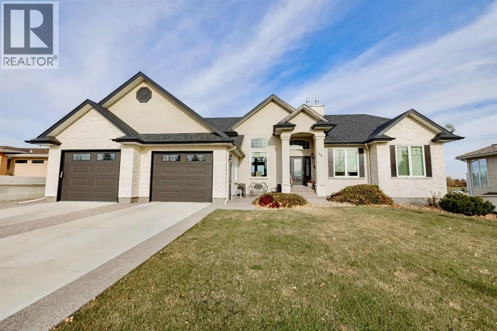 House for rent: 15 Chinook Heights S, Lethbridge, Alberta T1K 6T6