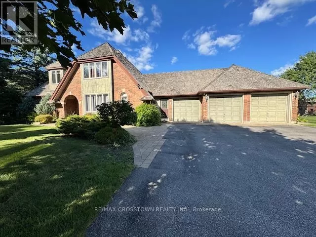 House for rent: 15 Dobson Court, King, Ontario L0G 1N0