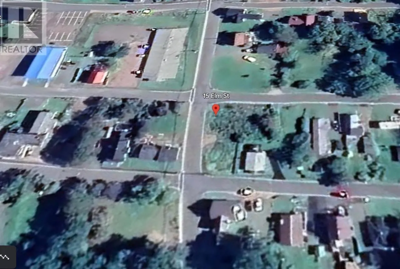 15 Elm Street, Springhill, Nova Scotia B0M 1X0