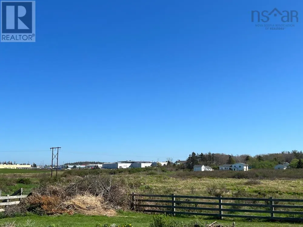 15 Ford Avenue, Yarmouth, Nova Scotia B5A 2M3