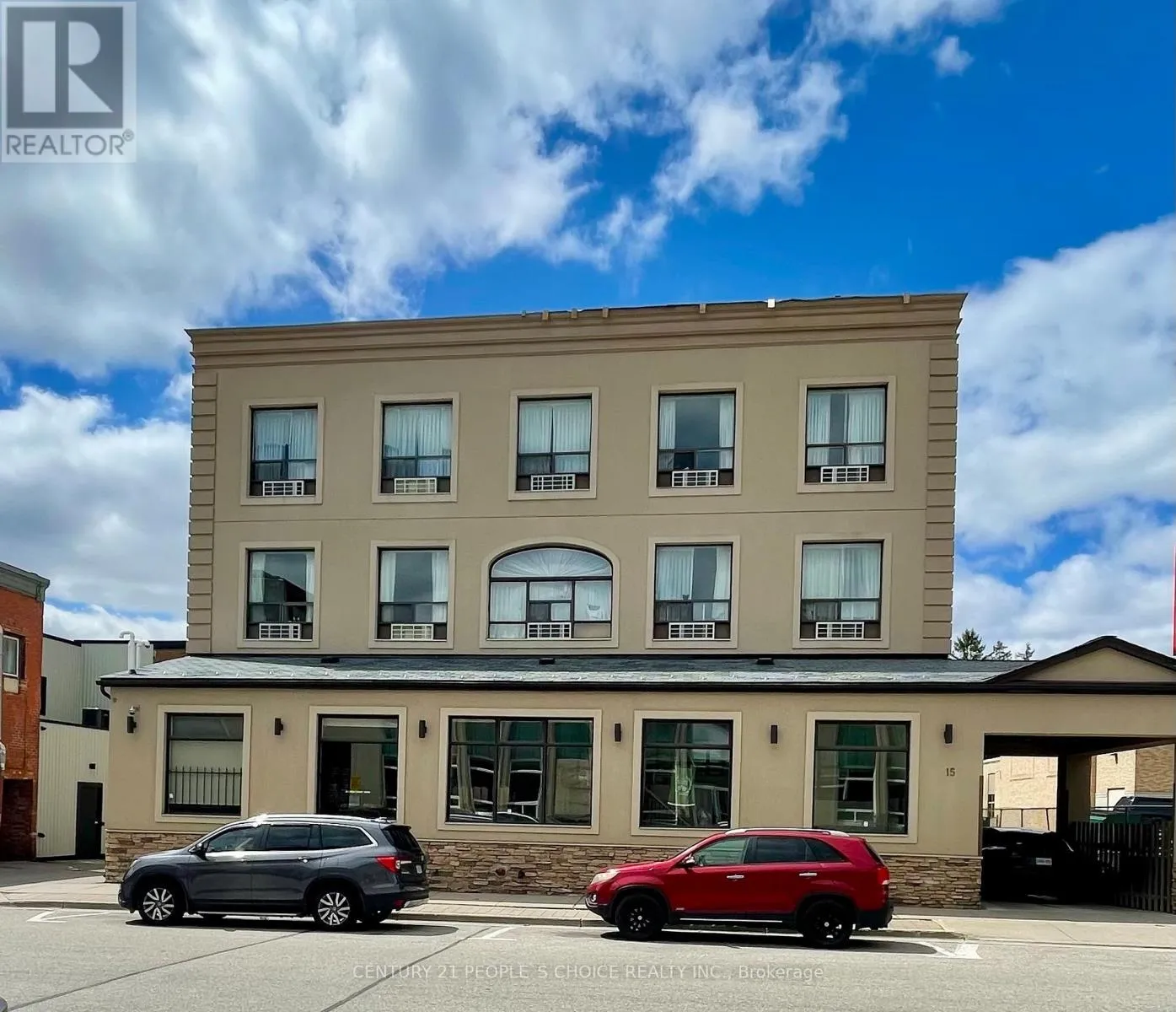 15 Graham Street, Woodstock, Ontario N4S 6J5