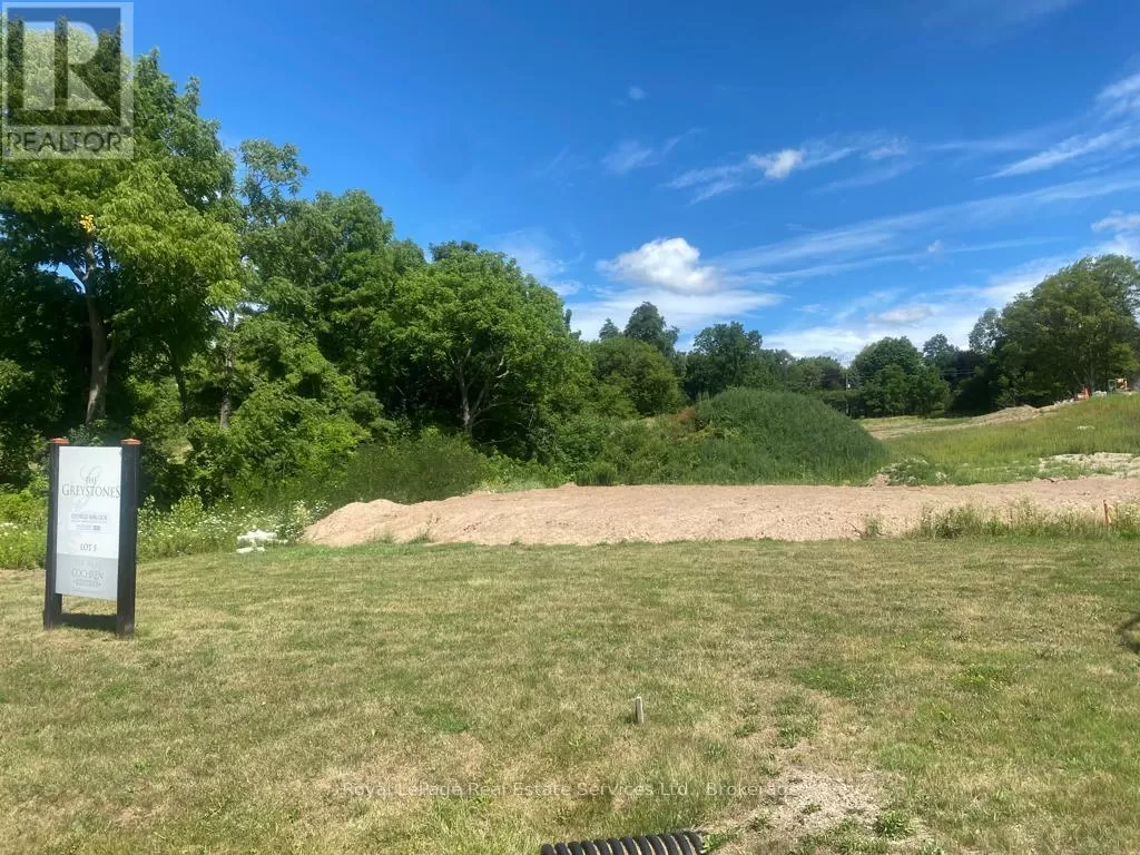 15 Hauser Place, Hamilton, Ontario L9H 5A4