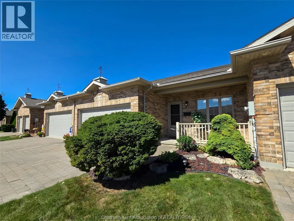 Row / Townhouse for rent: 15 Home Place, Chatham, Ontario N7L 5P4