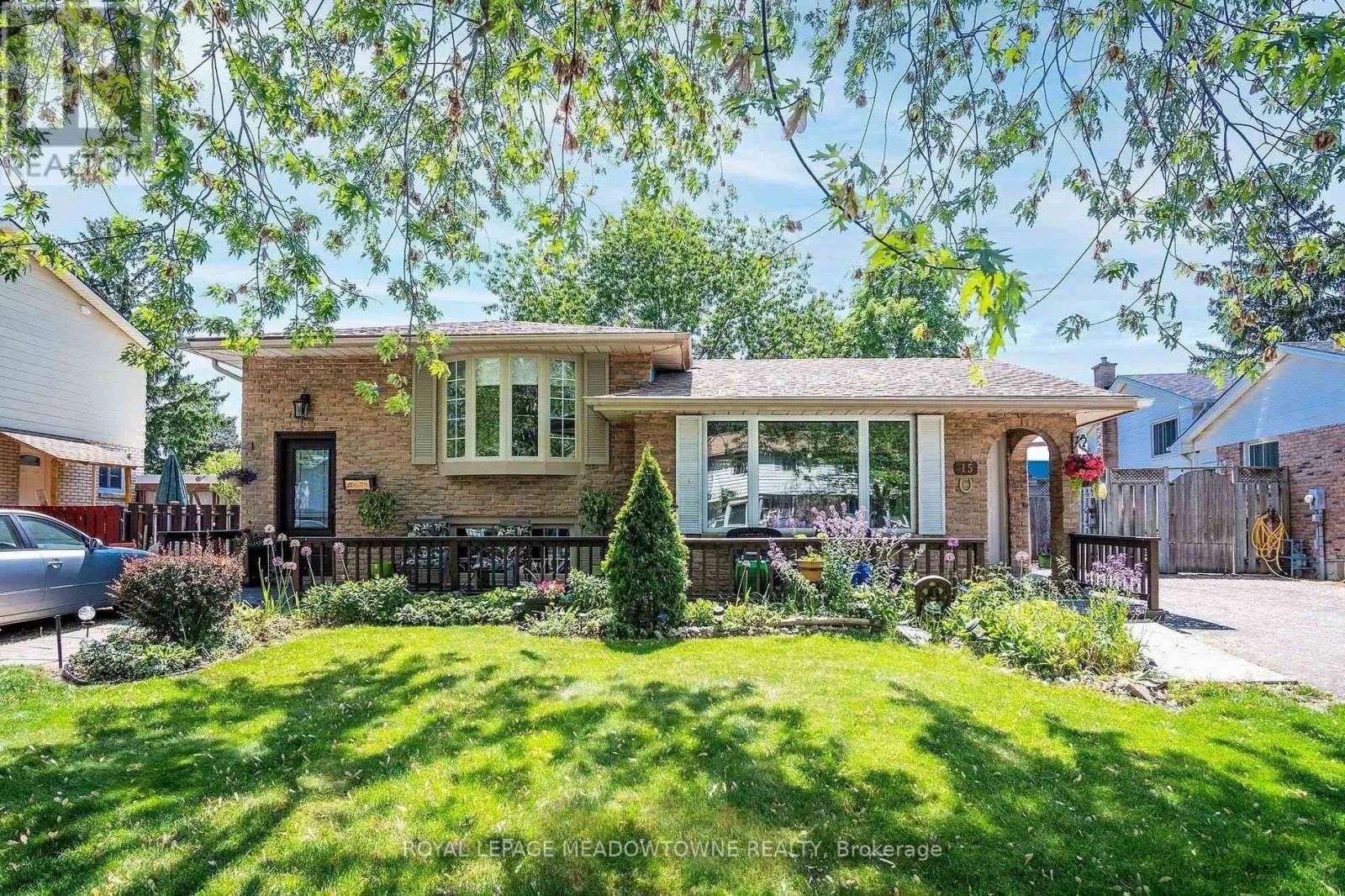 House for rent: 15 Lafayette Drive, St. Catharines, Ontario L2N 6C1