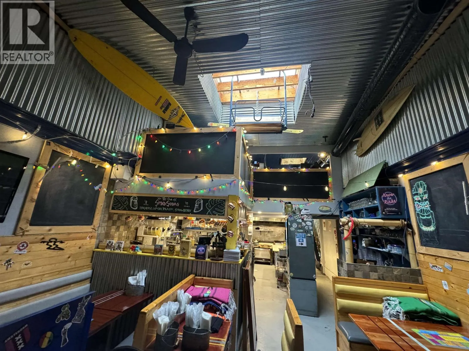 15 Lonsdale Avenue, North Vancouver, British Columbia V7M 2E4