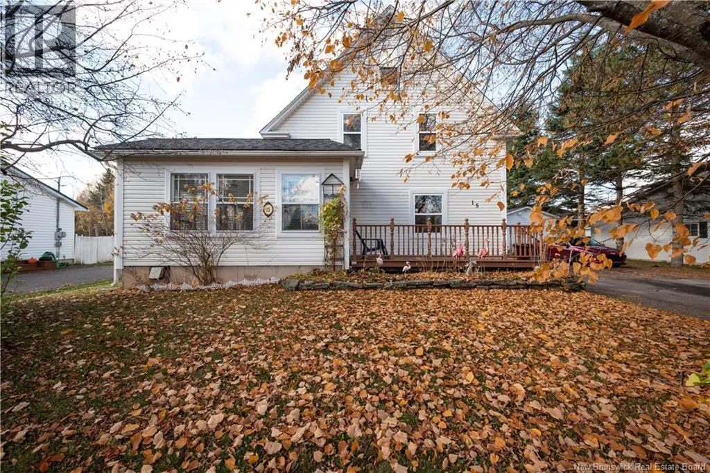 15 Macdonald Road, Salisbury, New Brunswick E4J 2J5