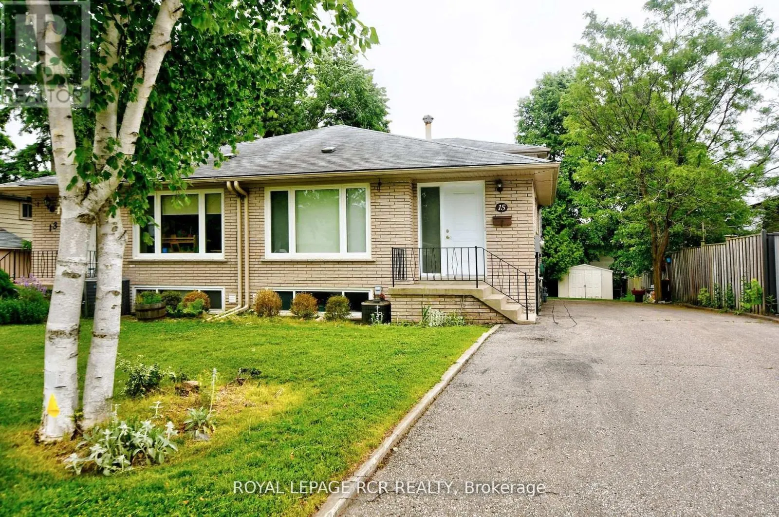 House for rent: 15 Mcdonald Drive, Aurora, Ontario L4G 2T4