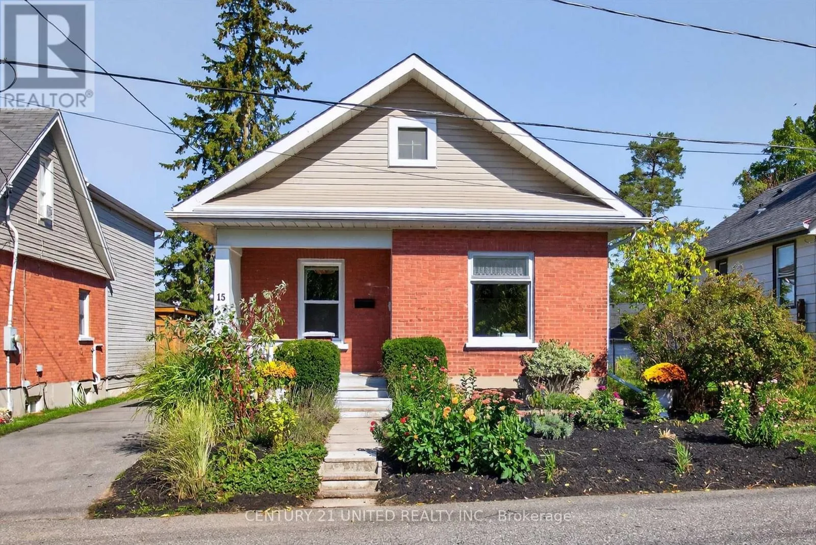 House for rent: 15 Moir Street, Peterborough, Ontario K9H 1S4