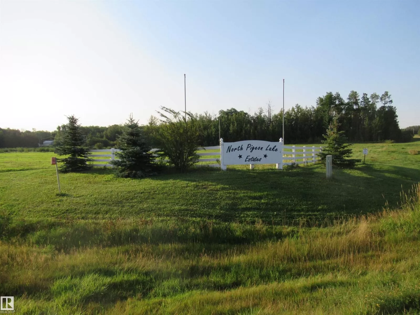 No Building for rent: 15 North Pigeon Lake Estates, Rural Wetaskiwin County, Alberta T0C 2C0