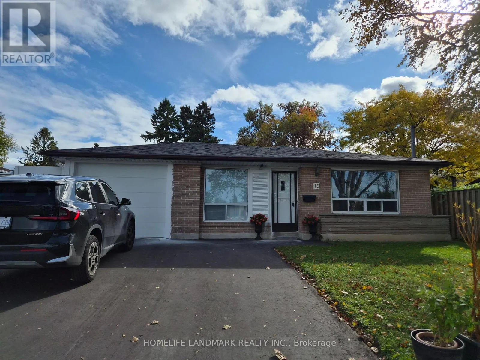 House for rent: 15 Nymark Avenue, Toronto, Ontario M2J 2G8