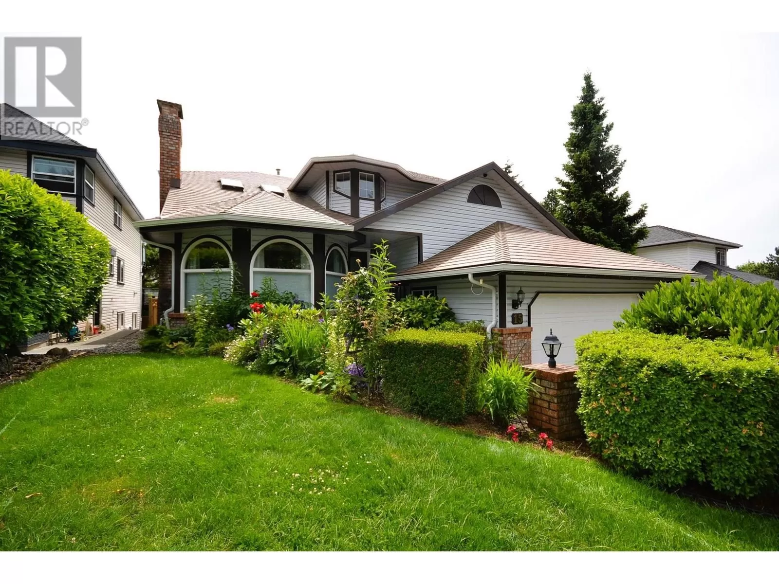 House for rent: 15 Parkwood Place, Port Moody, British Columbia V3H 4K7