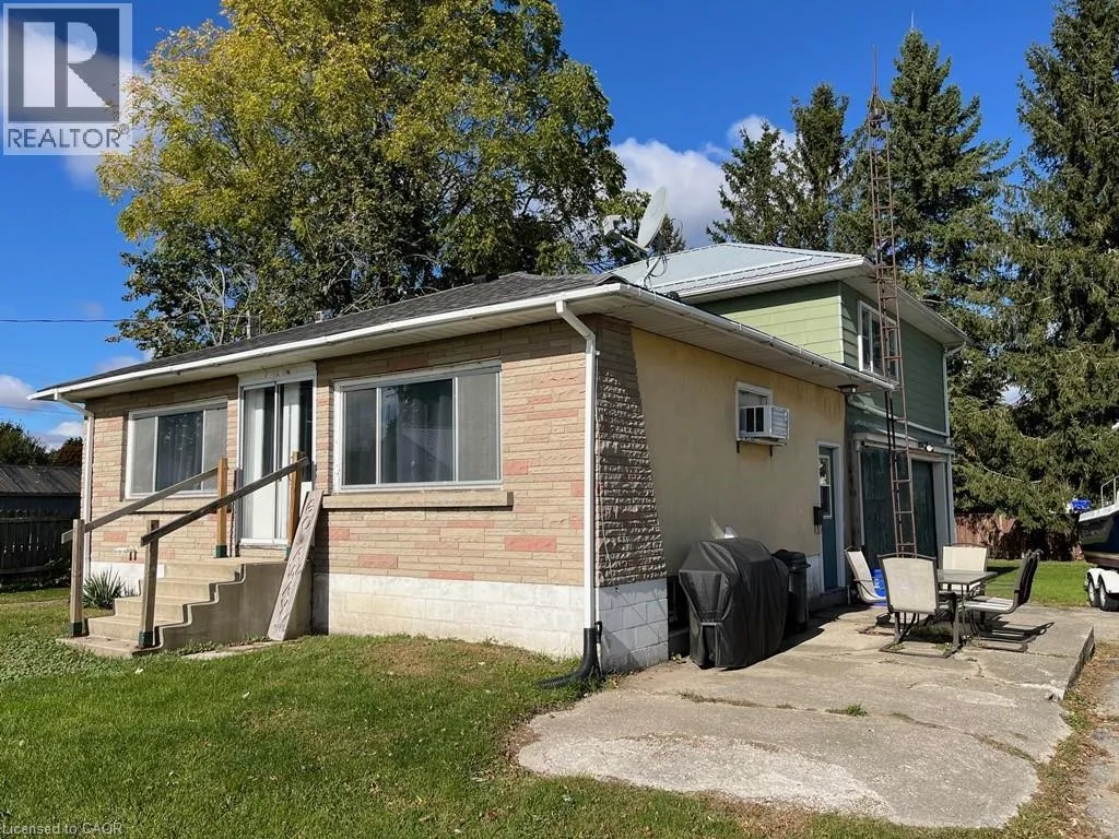 Duplex for rent: 1-5 Priddle Drive, Langton, Ontario N0E 1G0