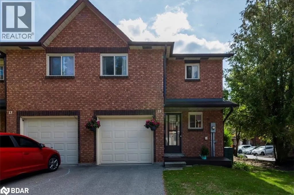 Row / Townhouse for rent: 15 Shadowood Road Unit# 103, Barrie, Ontario L4N 7K5