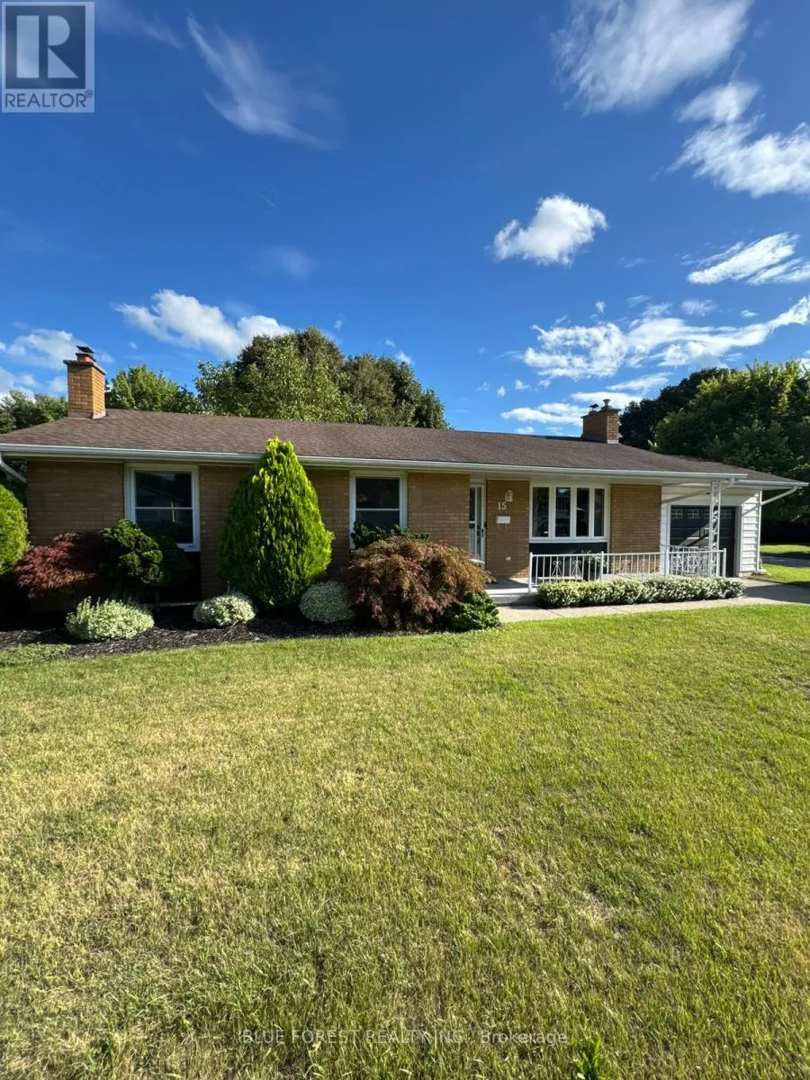 House for rent: 15 Southland Drive, London South, Ontario N6P 1C2