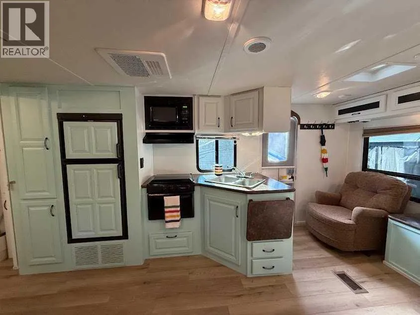 Recreational for rent: 15 Timber Drive, 27 5230 Highway, Rural Mountain View County, Alberta T0M 1X0