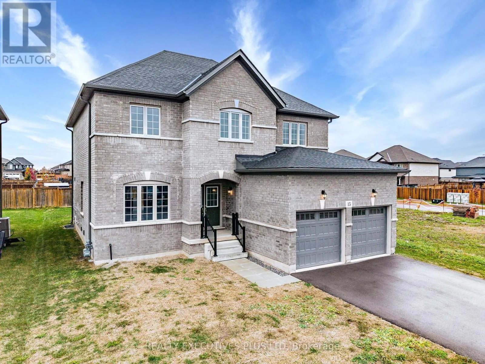 House for rent: 15 Venture Way, Thorold, Ontario L2V 0G9