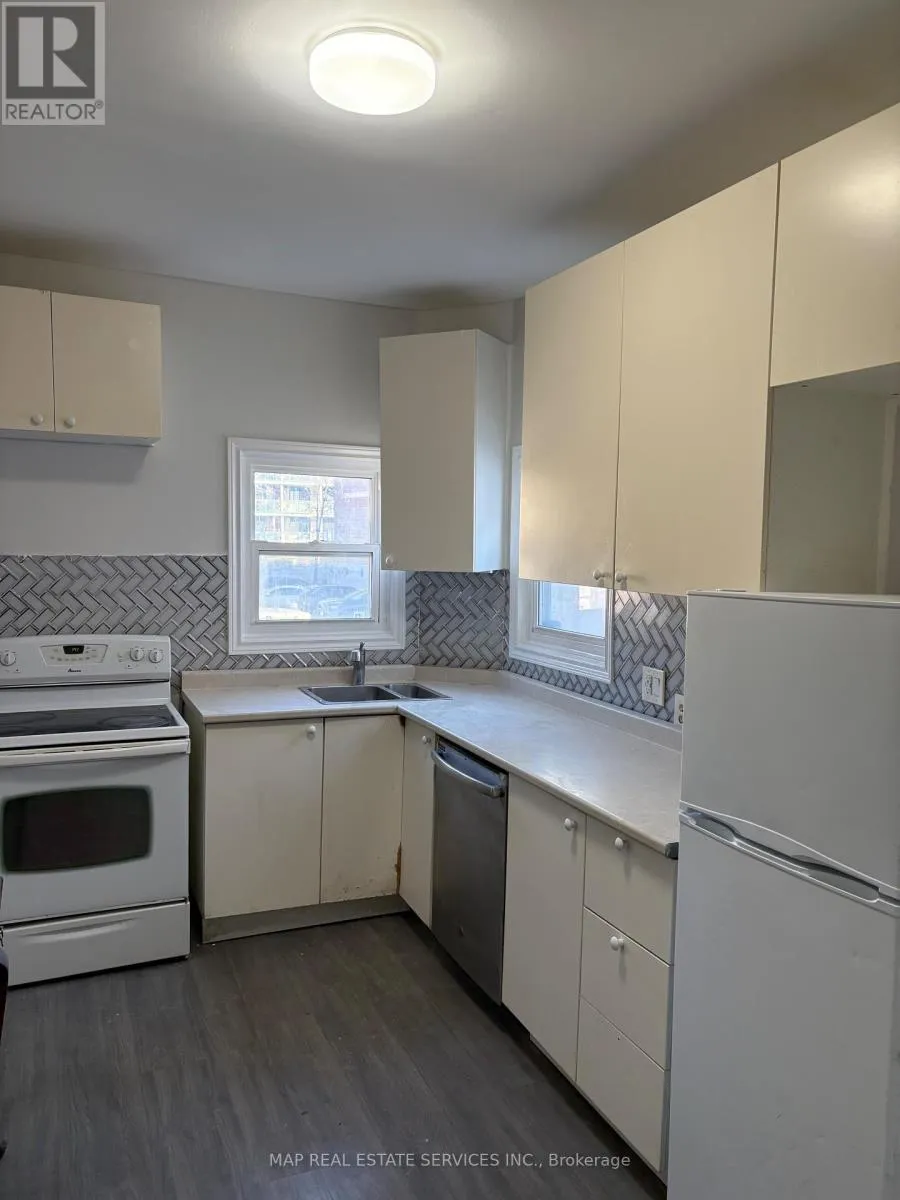 House for rent: 15 Wallace Street, Vaughan, Ontario L4L 2P2