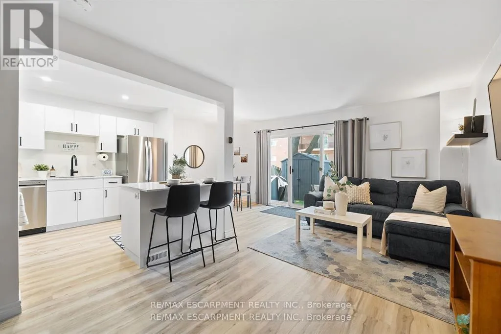 Row / Townhouse for rent: 150 - 17 Old Pine Trail, St. Catharines, Ontario L2M 6P9