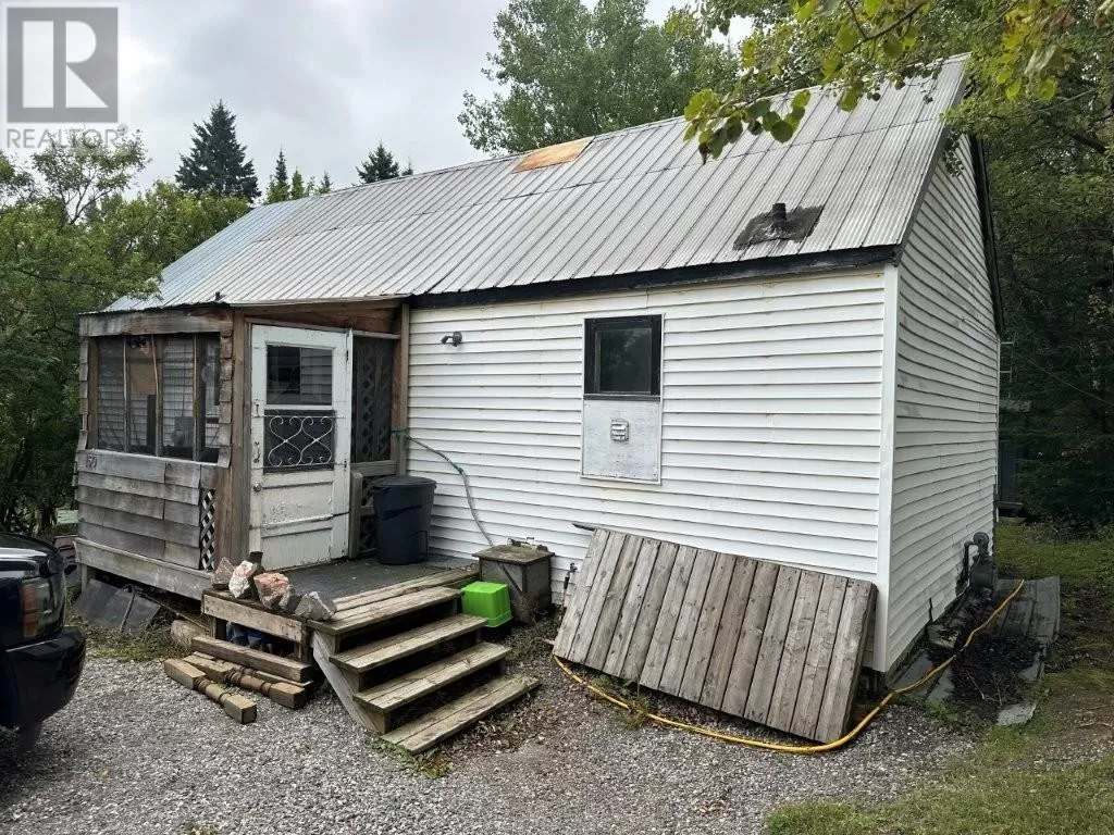150 First Street, Nipigon, Ontario P0T 2J0