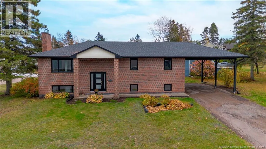 150 Glengrove Road, Moncton, New Brunswick E1A 5X3