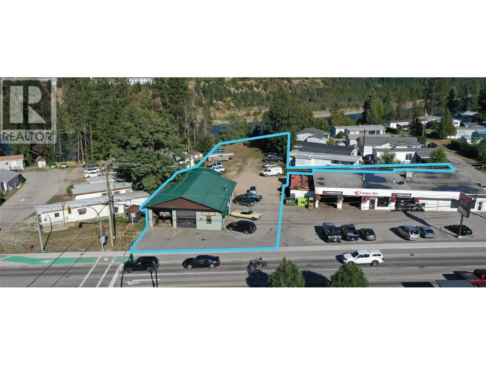 Other for rent: 1501 Columbia Avenue, Castlegar, British Columbia V1N 1H8