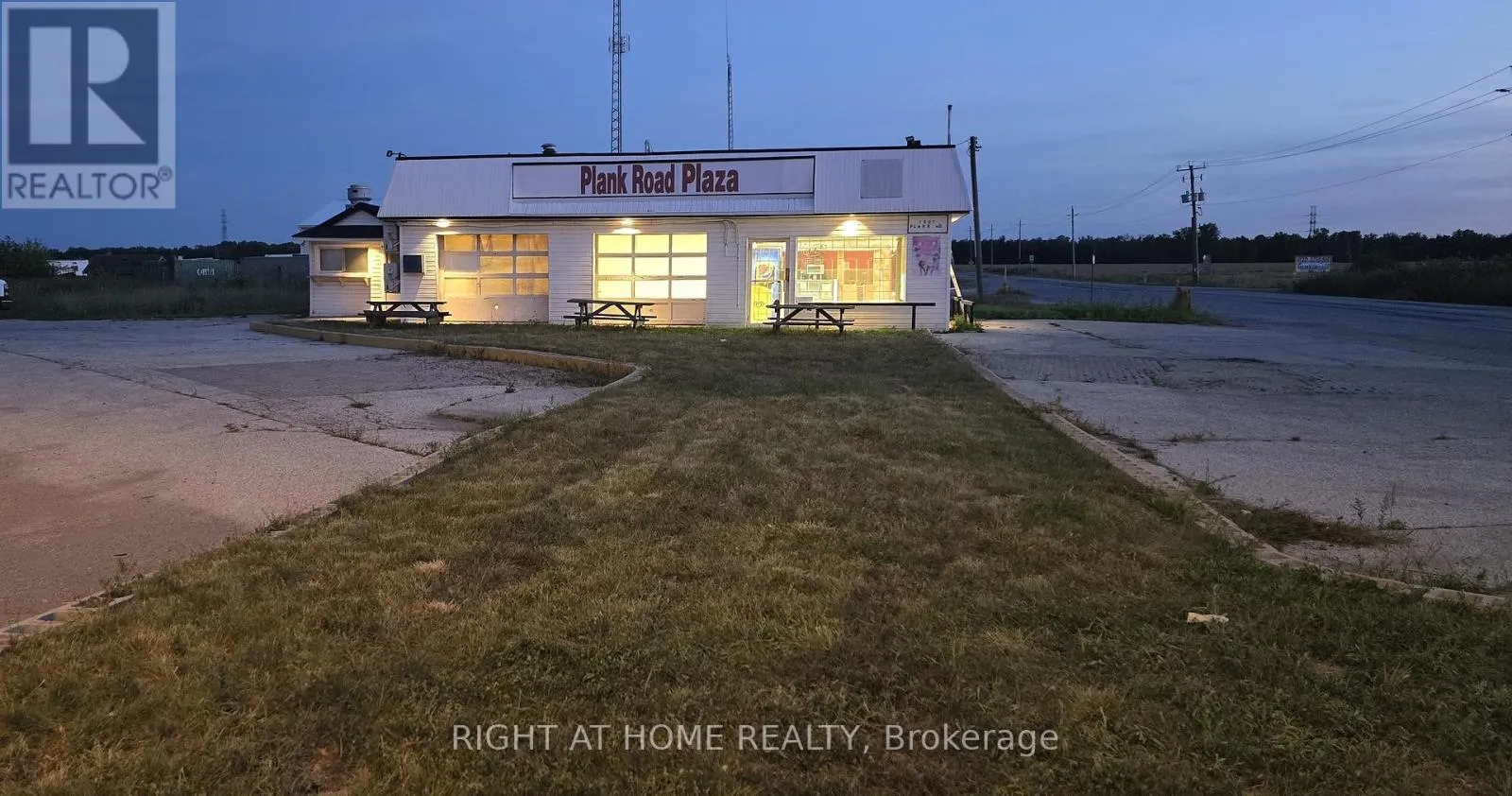 1501 Plank Road, Sarnia, Ontario N7T 7H5