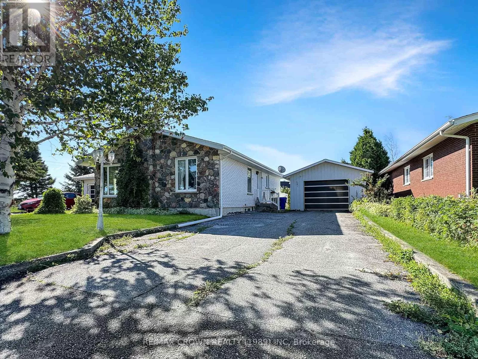 House for rent: 1501 West Street, Hearst, Ontario P0L 1N0