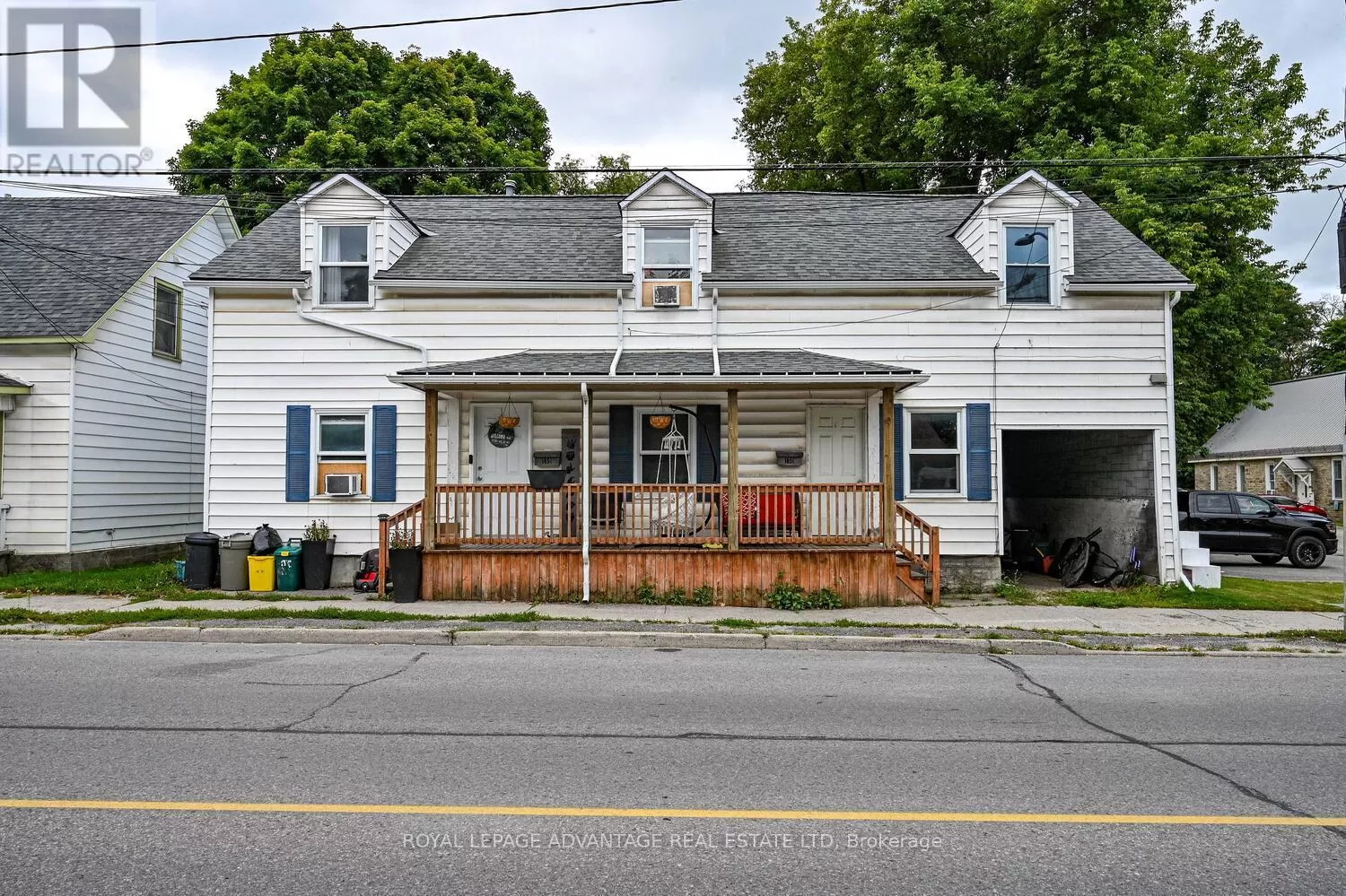 Duplex for rent: 150-152 Gore Street E, Perth, Ontario K7H 1J7