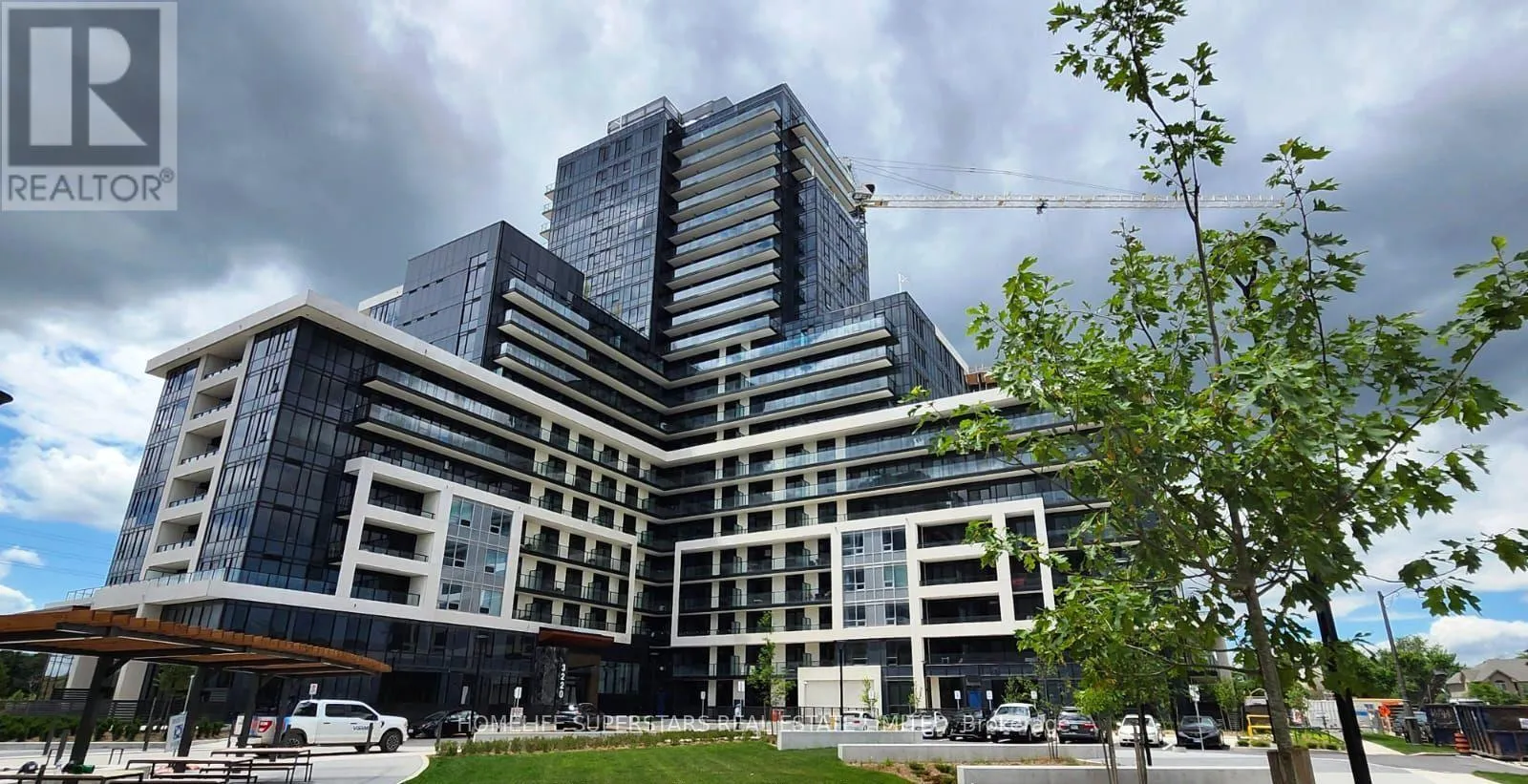 Apartment for rent: 1502 - 3220 William Coltson Avenue, Oakville, Ontario L6H 7X9