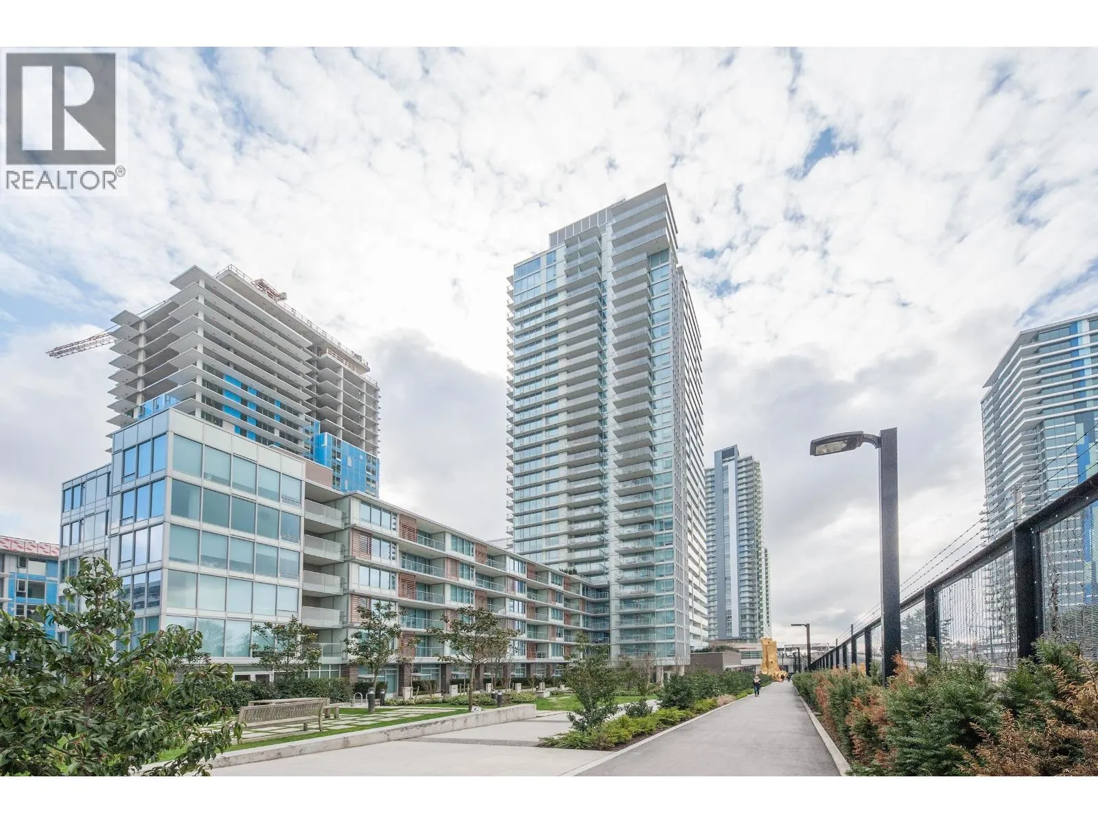 Apartment for rent: 1502 8131 Nunavut Lane, Vancouver, British Columbia V5X 0E2