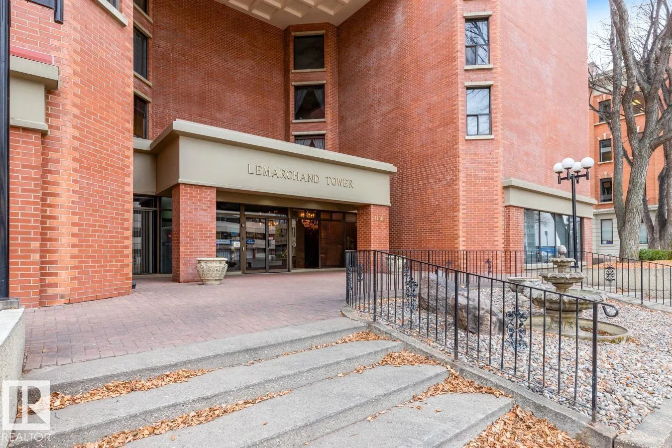 Apartment for rent: #1503 11503 100 Av Nw, Edmonton, Alberta T5K 2K7