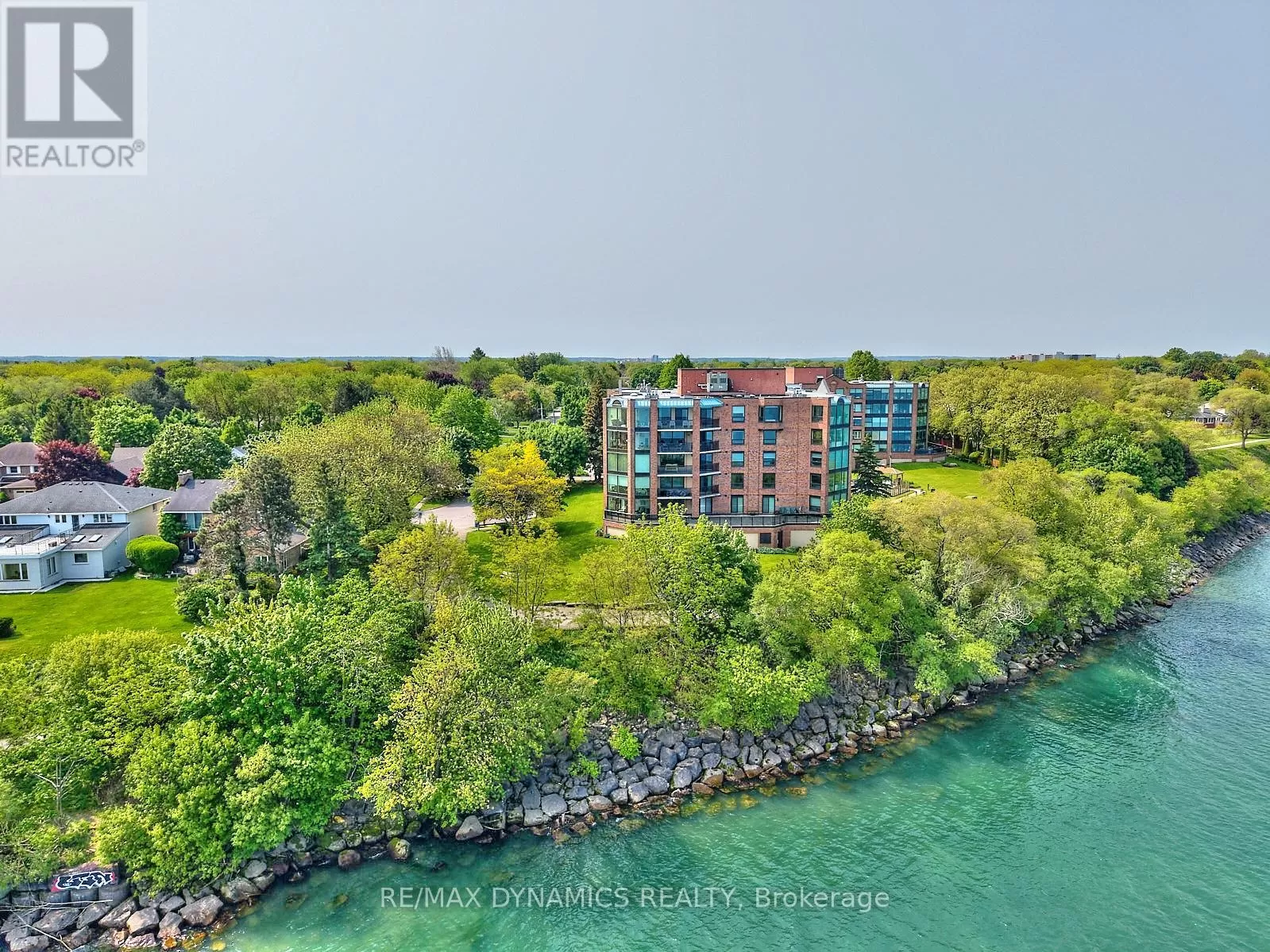 Apartment for rent: 1504 - 701 Geneva Street, St. Catharines, Ontario L2N 7H9