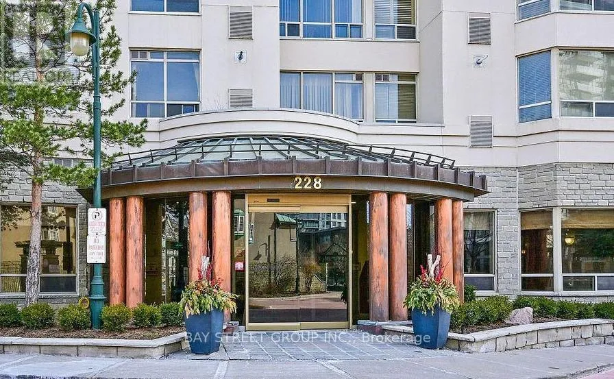 Apartment for rent: 1505 - 228 Bonis Avenue, Toronto, Ontario M1T 3W4