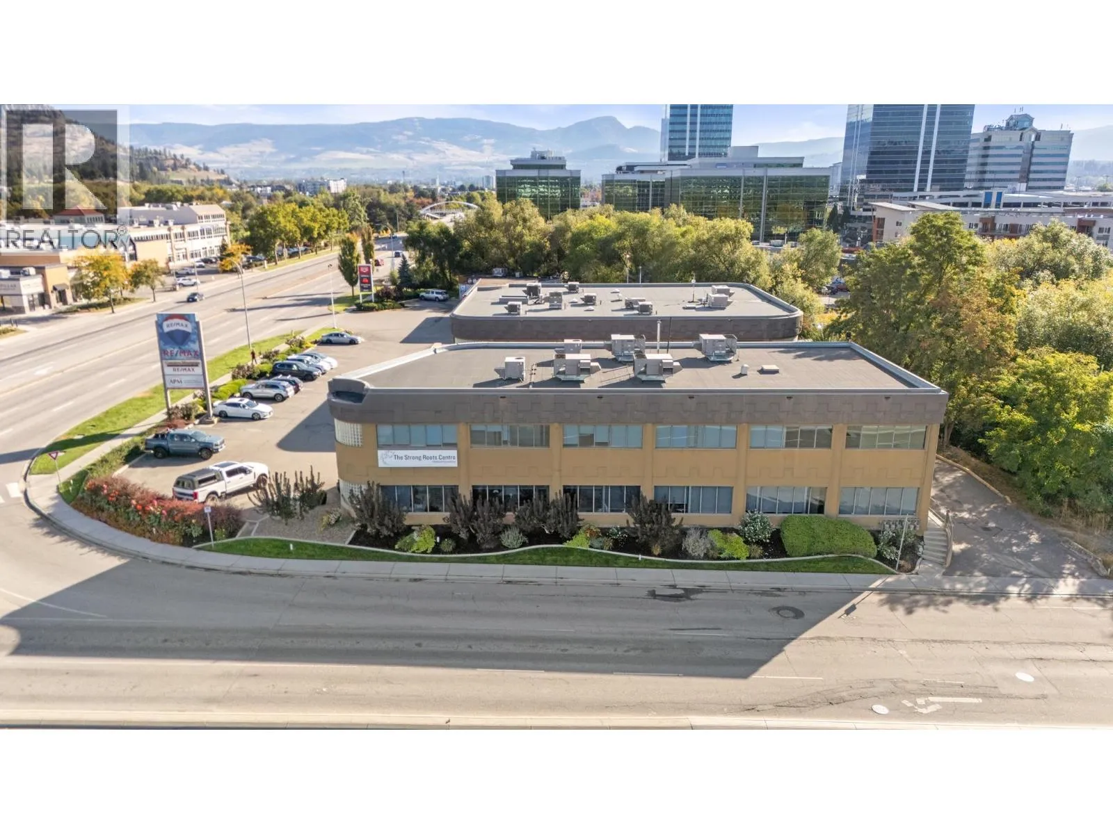 Offices for rent: 1505 Harvey Avenue Unit# 201 & 203, Kelowna, British Columbia V1Y 6G1