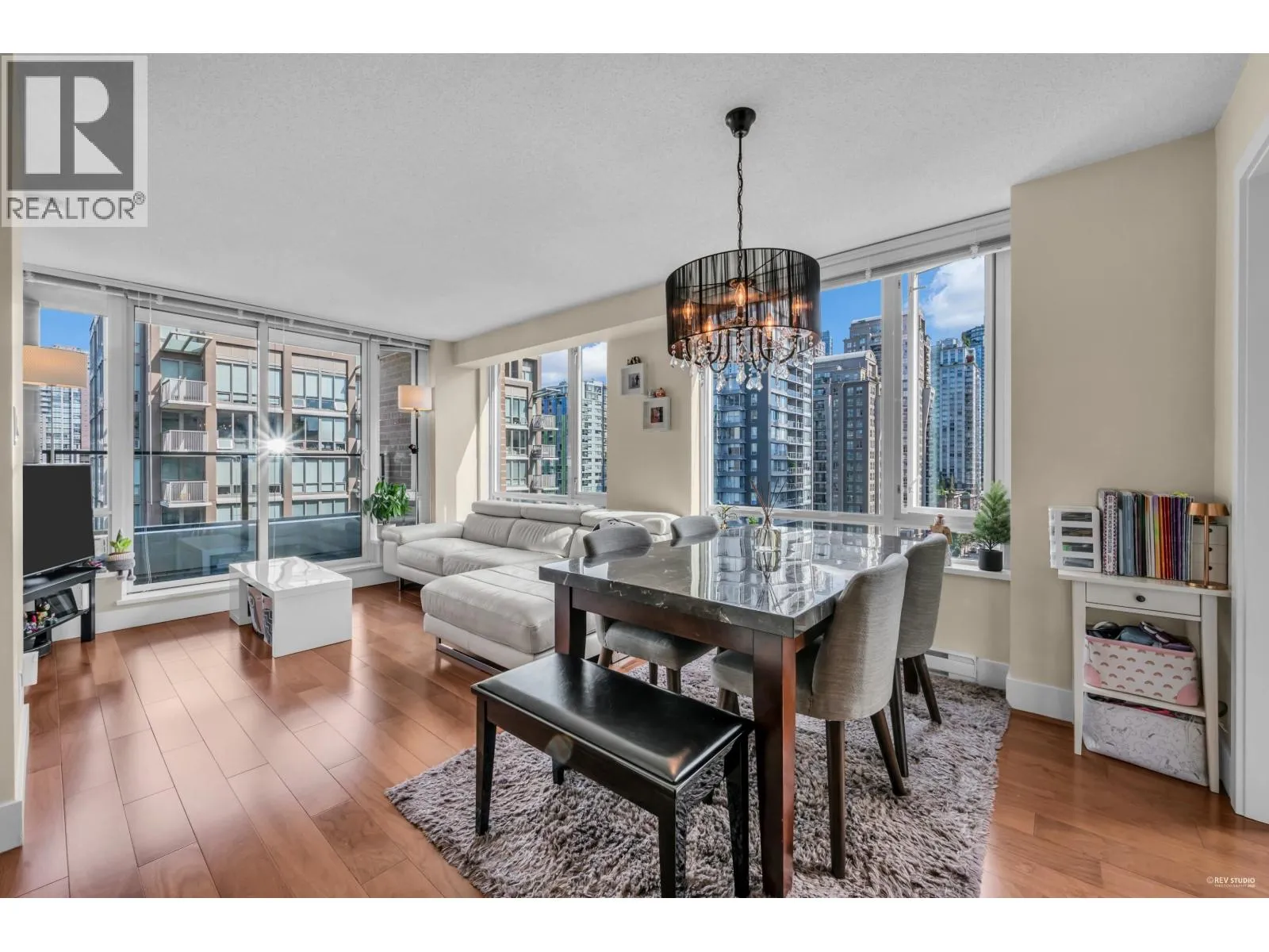 Apartment for rent: 1506 1088 Richards Street, Vancouver, British Columbia V6B 0J8