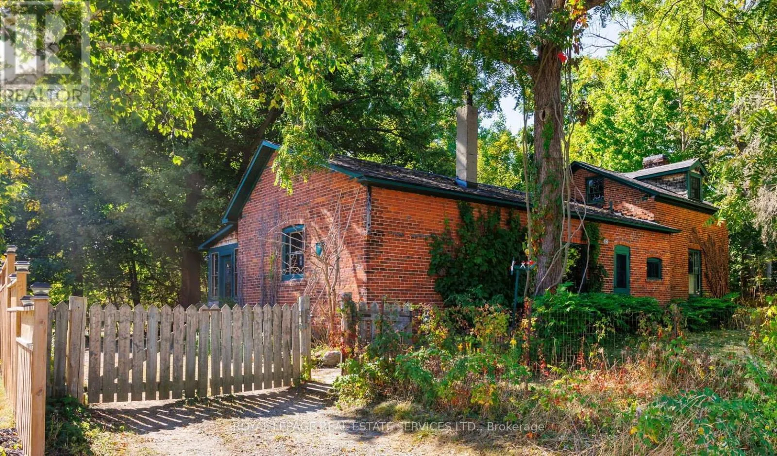 House for rent: 1506 Estes Crescent, Mississauga, Ontario L5V 1M4