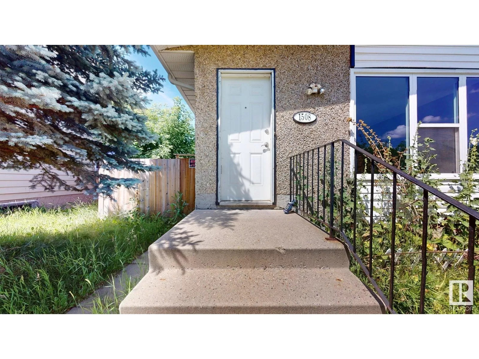 Duplex for rent: 1508 62 St Nw, Edmonton, Alberta T6L 1S8