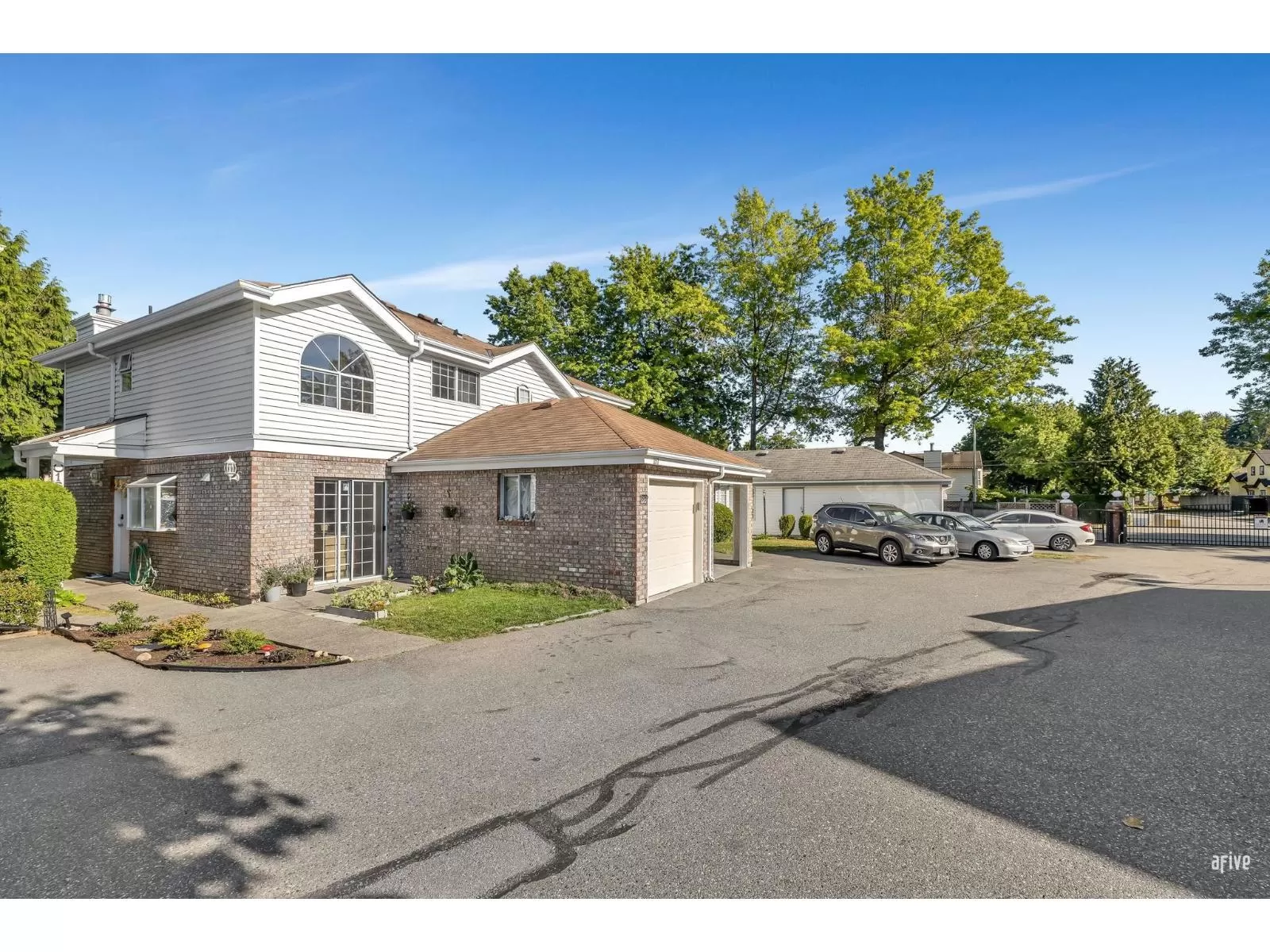 Row / Townhouse for rent: 151 12233 92 Avenue, Surrey, British Columbia V3V 7S4