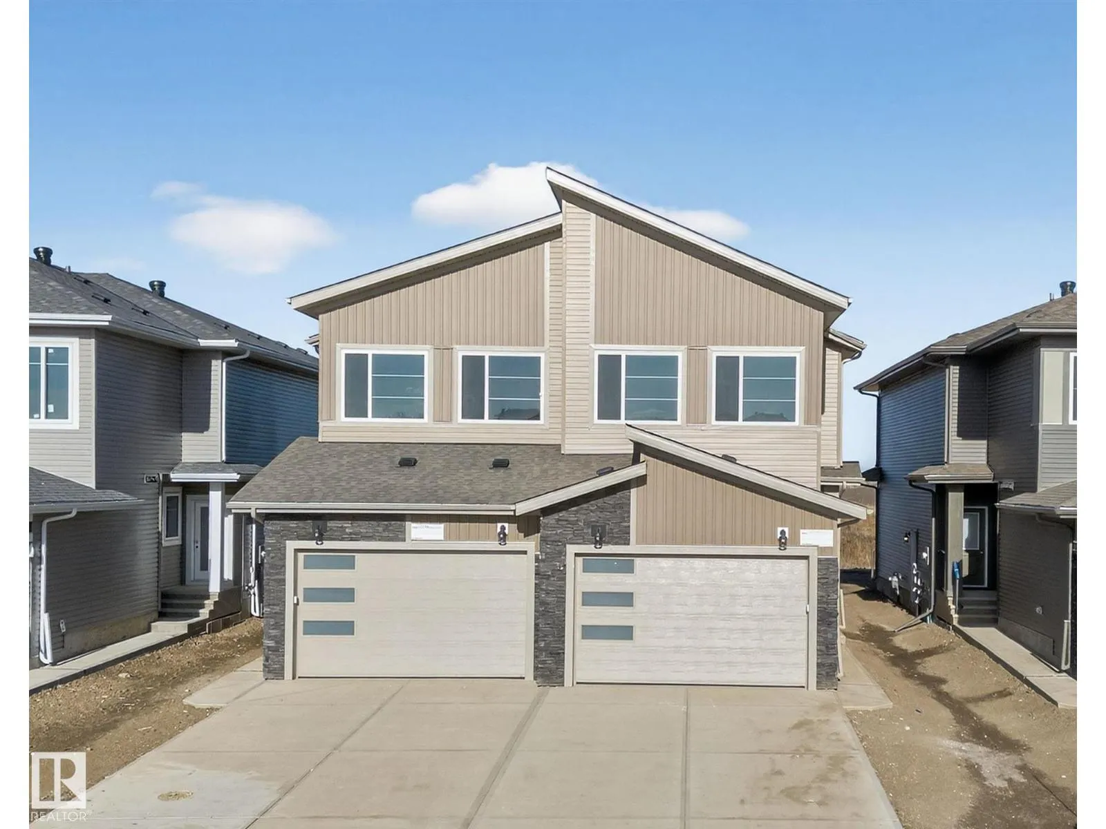 Duplex for rent: 151 Pierwyck Lo, Spruce Grove, Alberta T7X 4G3