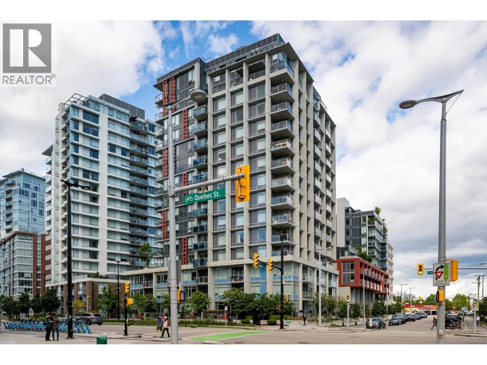 Apartment for rent: 1510 111 E 1st Avenue, Vancouver, British Columbia V6A 0E9