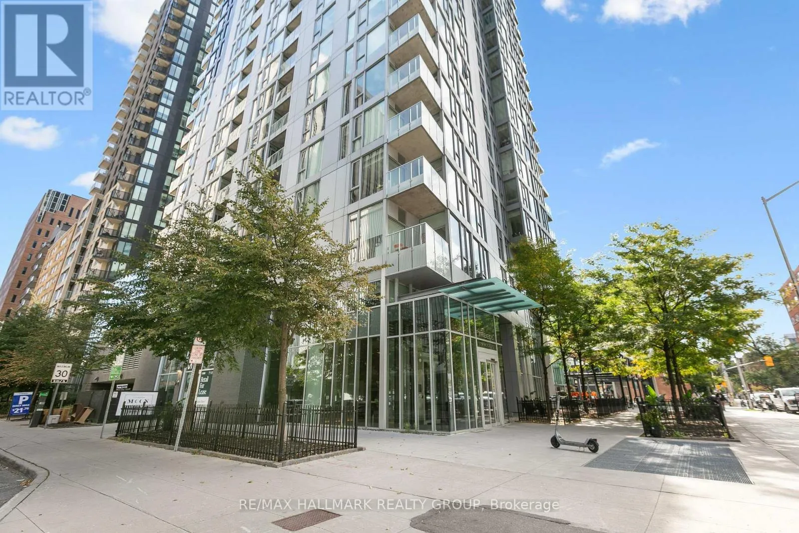 Apartment for rent: 1510 - 179 Metcalfe Street, Ottawa, Ontario K2P 1P7