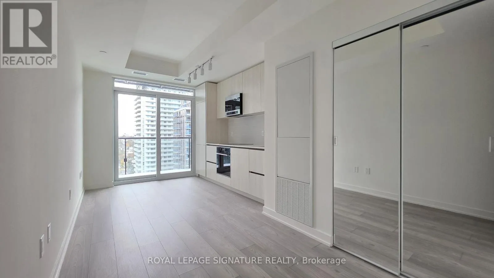 Apartment for rent: 1511 - 120 Broadway Avenue, Toronto, Ontario M4P 0E9