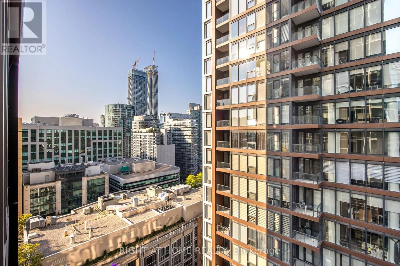 Apartment for rent: 1512 - 35 Mercer Street, Toronto, Ontario M5V 1H2