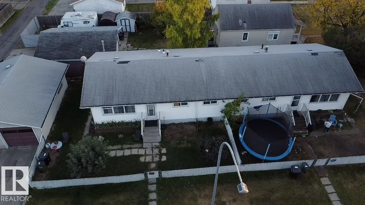 Duplex for rent: 15131 -99 Ave & 9843-152 St Nw, Edmonton, Alberta T5P 1X2